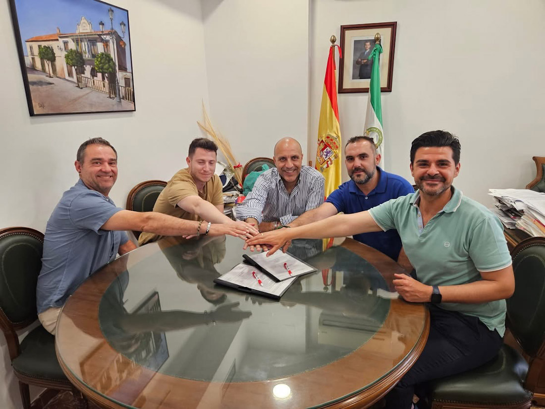 Firma del convenio (AYTO. OTURA)