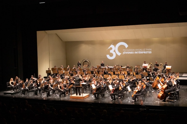 (FESTIVAL DE MÚSICA Y DANZA)