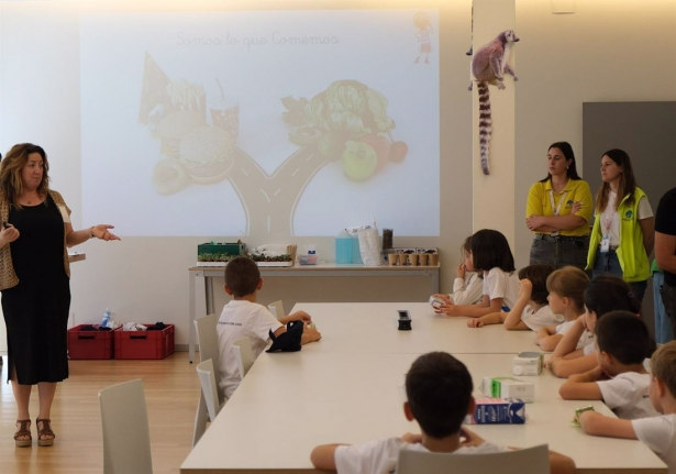 Imagen de una actividad del programa `Verano con ciencia` (PARQUE DE LAS CIENCIAS)