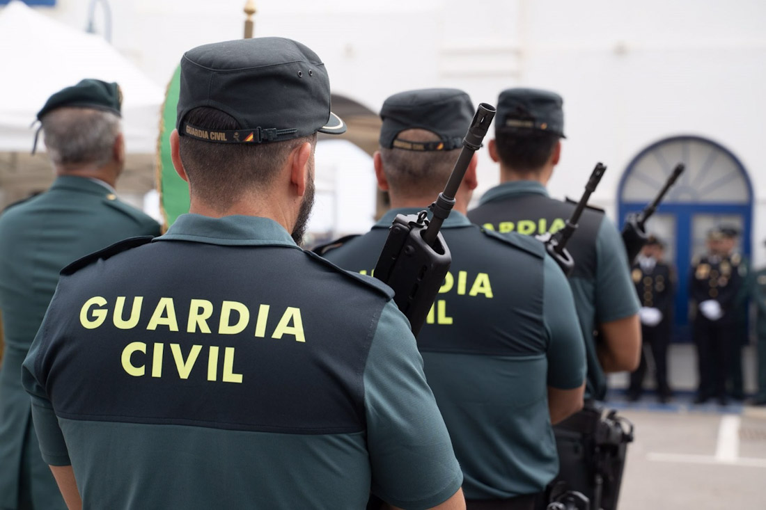 Agentes de la Guardia Civil, en imagen de archivo (AYUNTAMIENTO DE BENALMÁDENA)