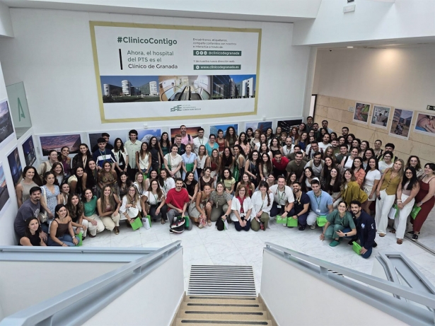 Bienvenida a los especialistas internos residentes que se incorporan al Clínico San Cecilio (CLÍNICO SAN CECILIO) Bienvenida a los especialistas internos residentes que se incorporan al Clínico San Cecilio (CLÍNICO SAN CECILIO)