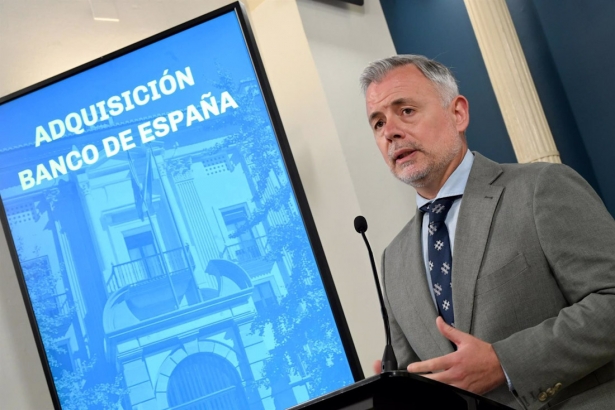 Nicolás Navarro en rueda de prensa en el Palacio de Niñas Nobles (DIPUTACIÓN)