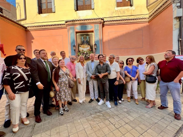 Presentación de la restauración integral del histórico Pilar de la calle Elvira. (AYUNTAMIENTO DE GRANADA) Presentación de la restauración integral del histórico Pilar de la calle Elvira. (AYUNTAMIENTO DE GRANADA)