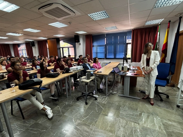 (AYTO. GRANADA) (AYTO. GRANADA)