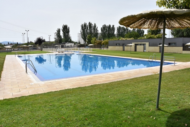 Piscina Municipal de Baza (AYTO. BAZA)