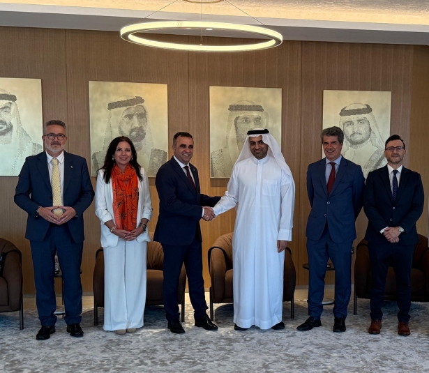 Visita a la Cámara de Coemrcio de Dubai (DIPGRA)