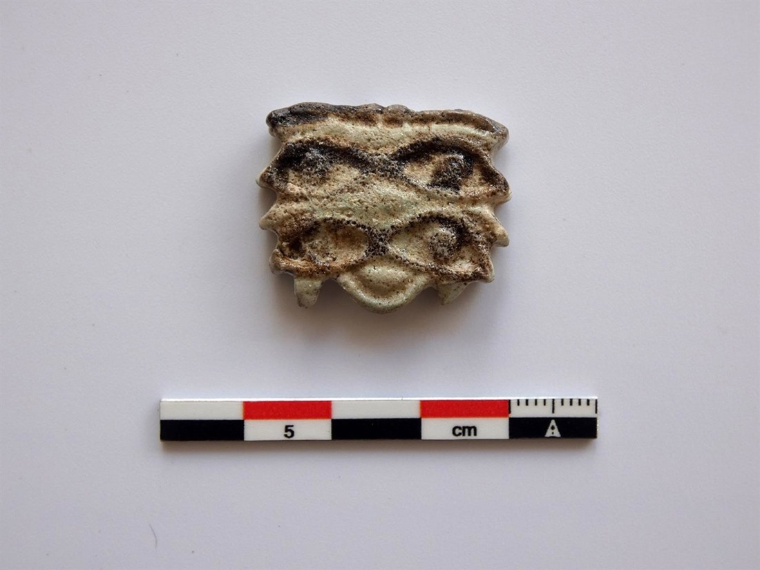 Pieza hallada por los investigadores en en Tell el-Ghaba (UGR)