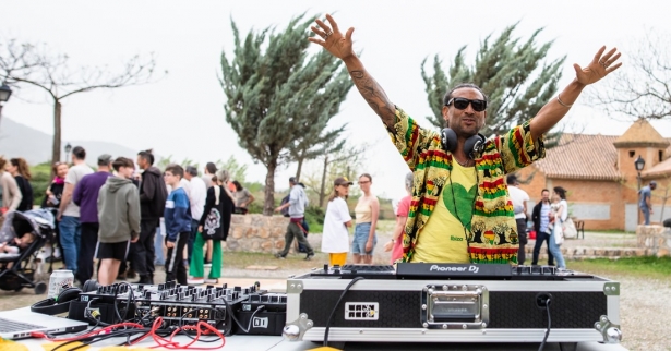 Mercadito de intercambio (MID) Mercadito de intercambio (MID)