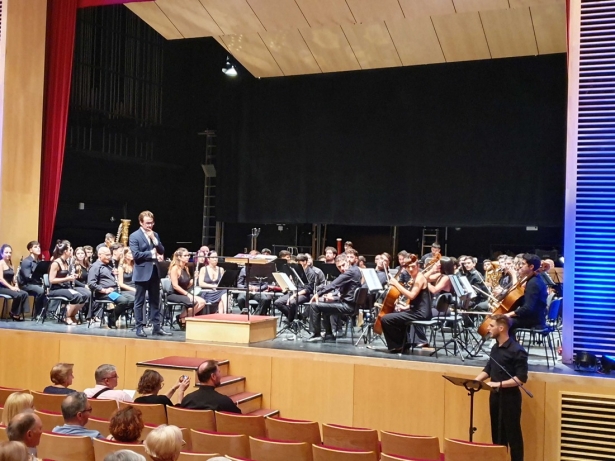 (AYUNTAMIENTO GUADIX) (AYUNTAMIENTO GUADIX)