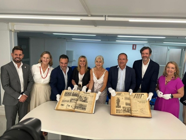 La consejera de Cultura y Deporte, Patricia Del Pozo, presenta la donación de las colecciones históricas que han realizado los diarios `Ideal` y `Sur` a la Biblioteca de Andalucía. (JUNTA DE ANDALUCÍA)