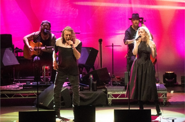 Concierto de Robert Plant (2001 MÚSICAS)