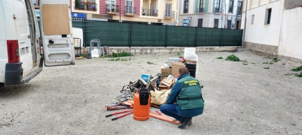 Agente de la Guardia Civil (GUARDIA CIVIL) Agente de la Guardia Civil (GUARDIA CIVIL)