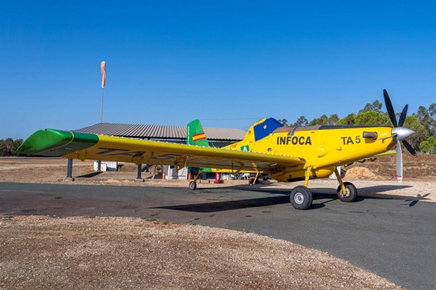 Aviones contra incendios modelo AT-802 (FRANCISCO J. OLMO / EUROPA PRESS)