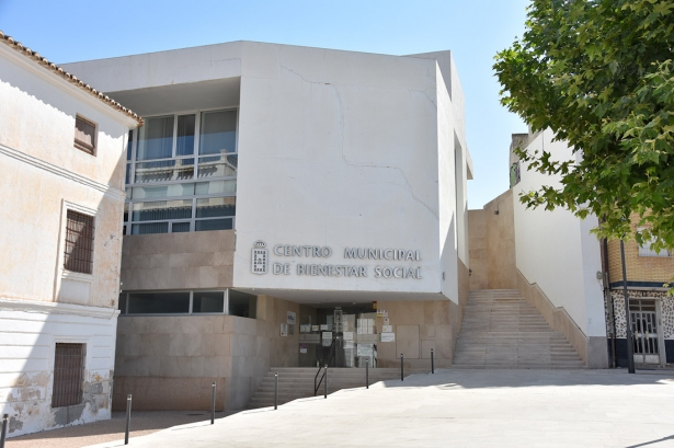 (AYTO. BAZA) (AYTO. BAZA)