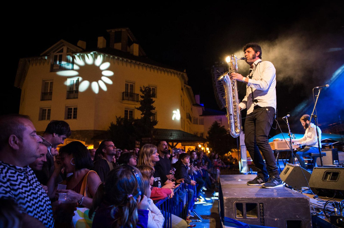 El grupo de música The Limboos, participante del festival Sierra Nevada Por Todo lo Alto (CETURSA SIERRA NEVADA)