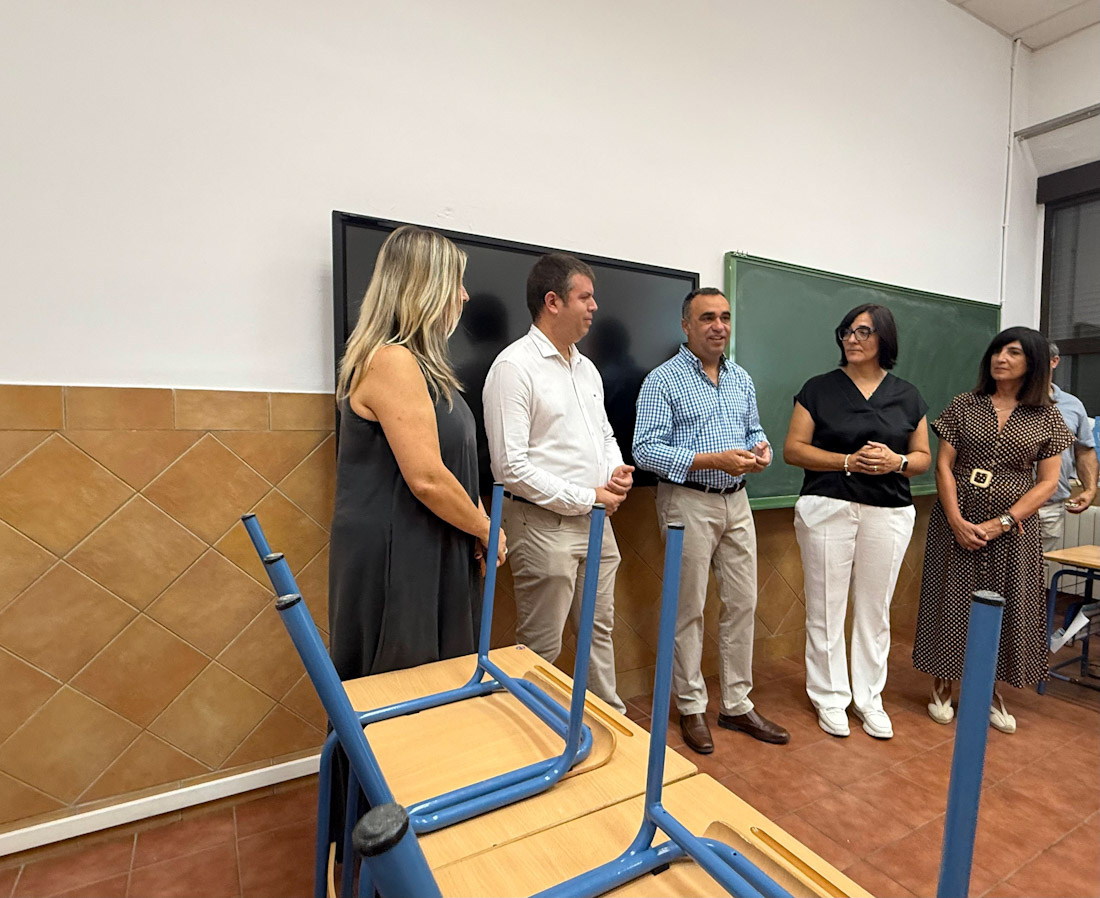 Visita a un centro escolar de Monachil (DIPGRA)