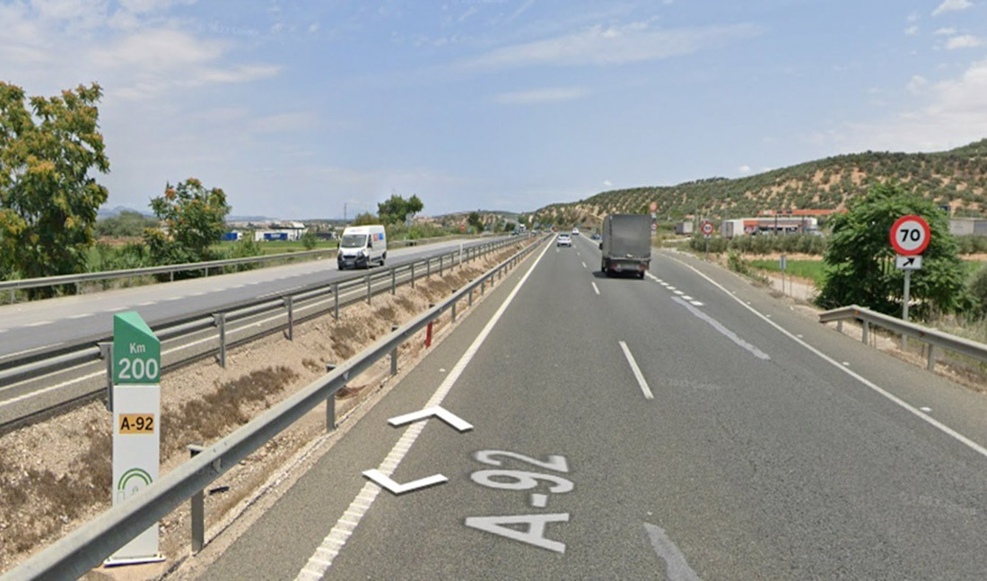 Imagen del 112 del punto kilométrico 200 de la autovía A-92, donde se ha producido un accidente con un hombre fallecido (112)