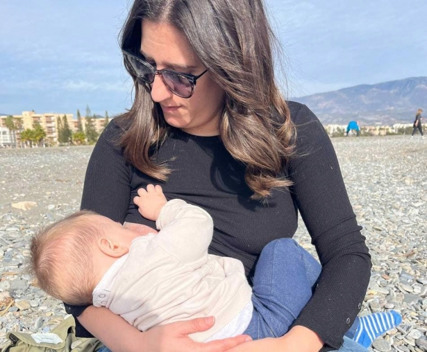 Madre lactante (AGS SUR) Madre lactante (AGS SUR)