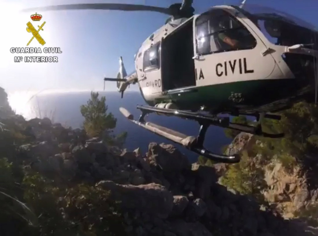 Imagen de archivo de un helicóptero del Grupo de Rescate de Montaña de la Guardia Civil (GUARDIA CIVIL)