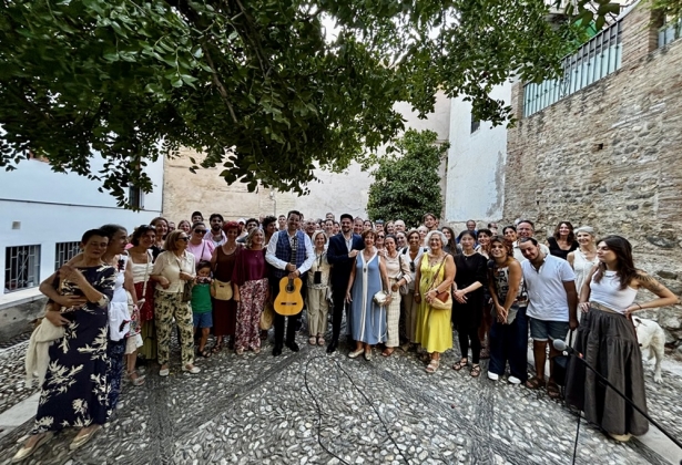 Ivan Centenillo deslumbró en el Albaicín (LA OFICINA DE LOS DESEOS)