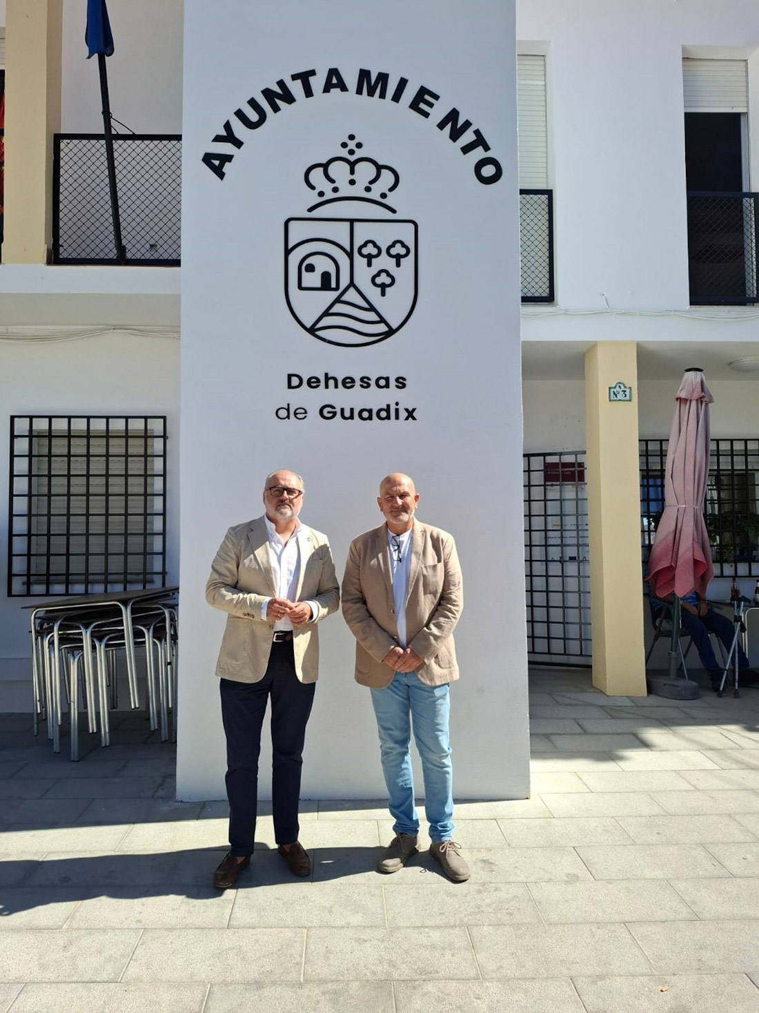 El delegado de Justicia, Administración Local y Función Pública de la Junta en Granada, Luis Recuerda, ha visitado Dehesas de Guadix (JUNTA DE ANDALUCÍA)