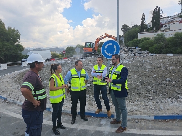 (AYUNTAMIENTO ALMUÑÉCAR) (AYUNTAMIENTO ALMUÑÉCAR)