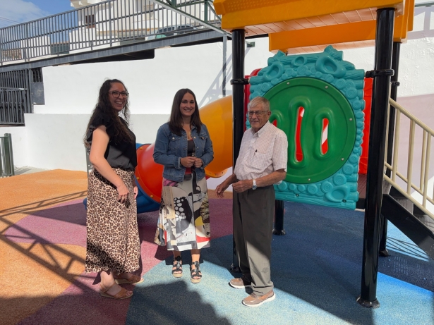 Inauguración del parque infantil en Albuñuelas (DIPGRA)