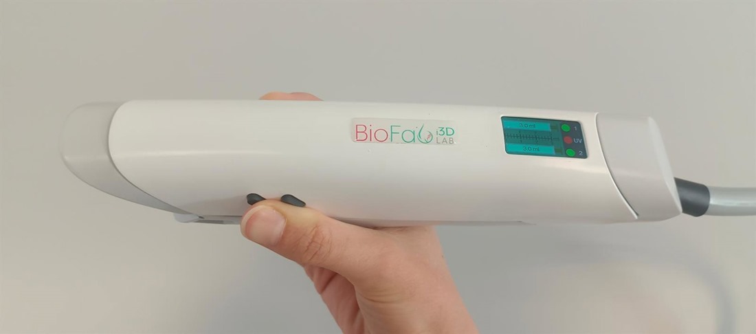 Dispositivo de bioimpresión manual para acelerar la regeneración de heridas cutáneas. (UGR)