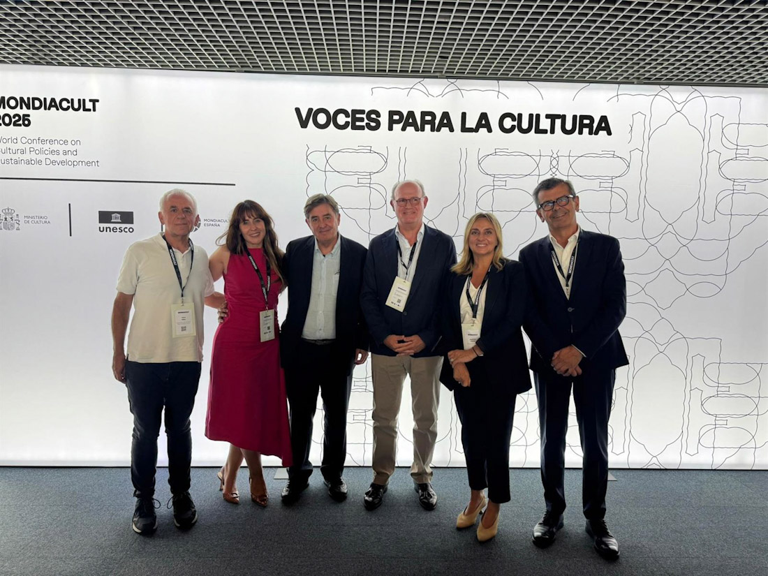 La alcaldesa de Granada, Marifrán Carazo (2d), ha asistido a Mondiacult 2025 (AYUNTAMIENTO DE GRANADA)