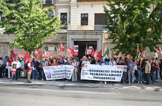 Concentración por el Día Inetrnacional de las personas mayores (GPMEDIA)