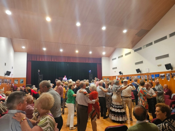 Noches de Baile en Otura (AYTO. OTURA)