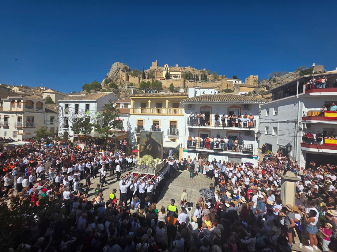 La Romería del Cristo del Paño de Moclín (Granada) en el centro del pueblo. (AYUNTAMIENTO DE MOCLÍN)