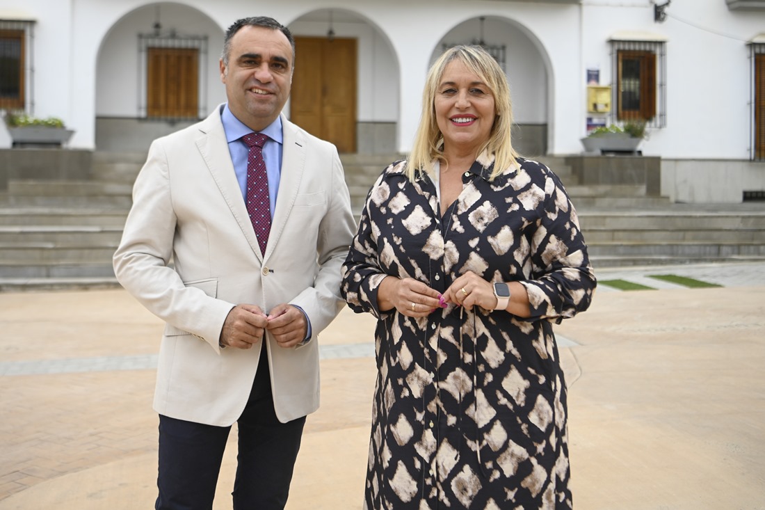 Francis Rodríguez, presidente de la Diputación de Granada y Meri Sádaba, alcaldesa de Las Gabias (GPMEDIA)