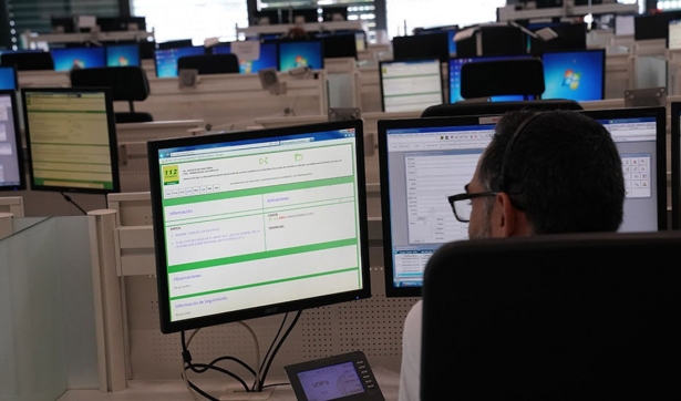Operador en la sala regional de 112 Andalucía, en imagen de archivo (112 ANDALUCÍA)