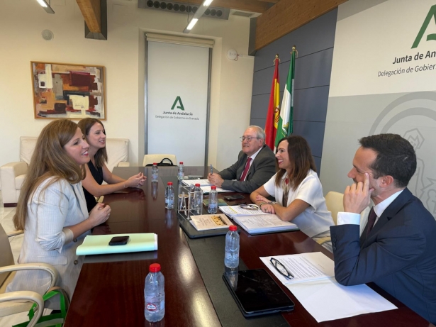Reunión con la Junta de Andalucía (JUNTA)