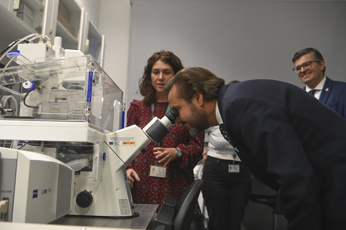 Encuentro con los jovenes investigadores (GPMEDIA)