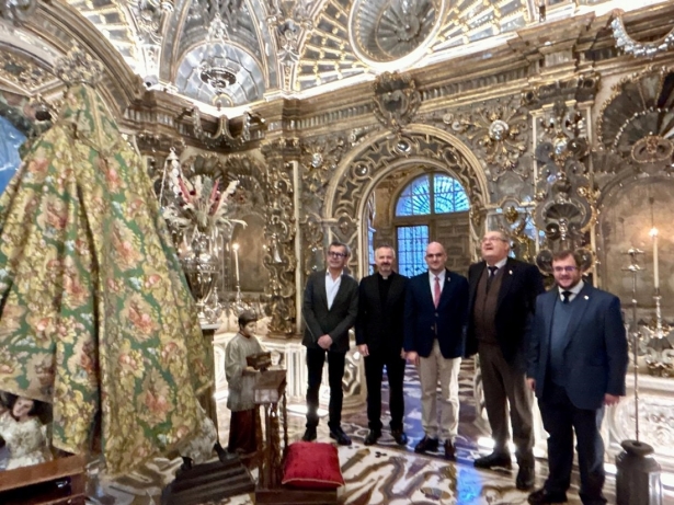 `Granada Sacra: Camarines Y Espacios Devocionales Singulares` Se Ha Presentado En El Camarín De La Virgen Del Rosario (AYUNTAMIENTO)