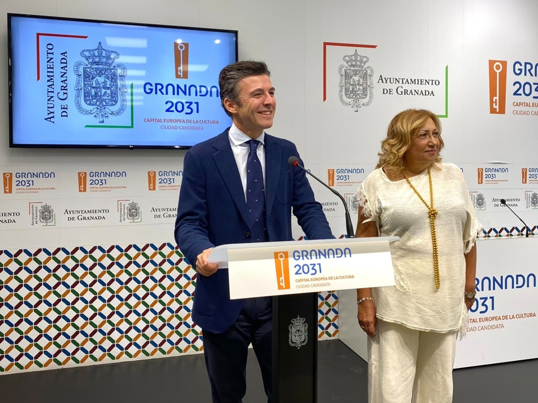 Jorge Saavedra y Rosario Pallarés en imagen de archivo. (AYUNTAMIENTO DE GRANADA)