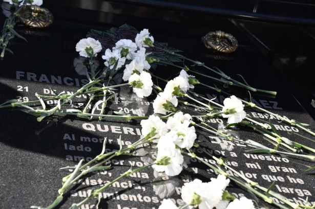 Francisco Carvajal Narváez ya descansa en el panteón familiar (ALBOLOTE INFORMACIÓN)