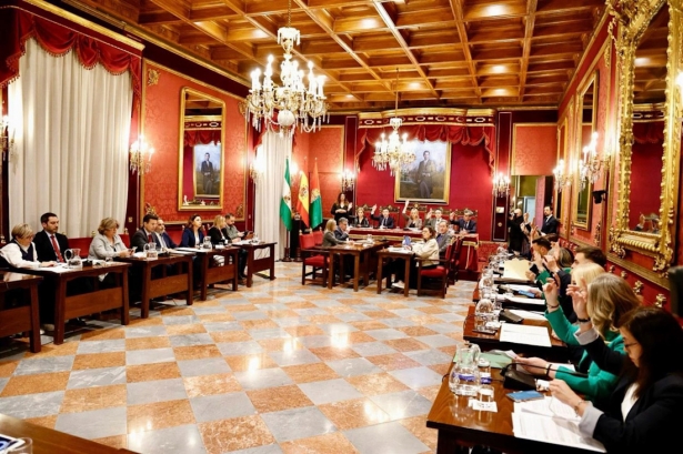 Pleno del Ayuntamiento de Granada. (PERFIL DEL AYUNTAMIENTO EN LA RED SOCIAL `X`)