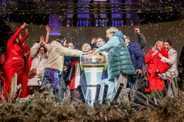 Encendido del alumbrado navideño en Granada (GPMEDIA)
