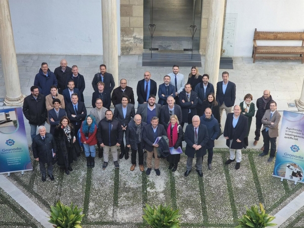 Foto de familia del patronato de la Fundación AI Granada en el Hospital Real (FUNDACIÓN AI GRANADA) Foto de familia del patronato de la Fundación AI Granada en el Hospital Real (FUNDACIÓN AI GRANADA)