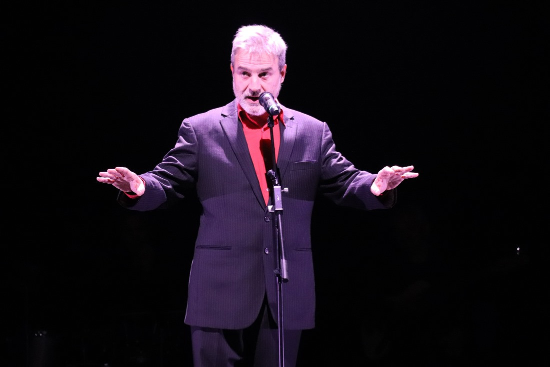 Alberto San Juan recitando a Lorca (AYTO. MARACENA)