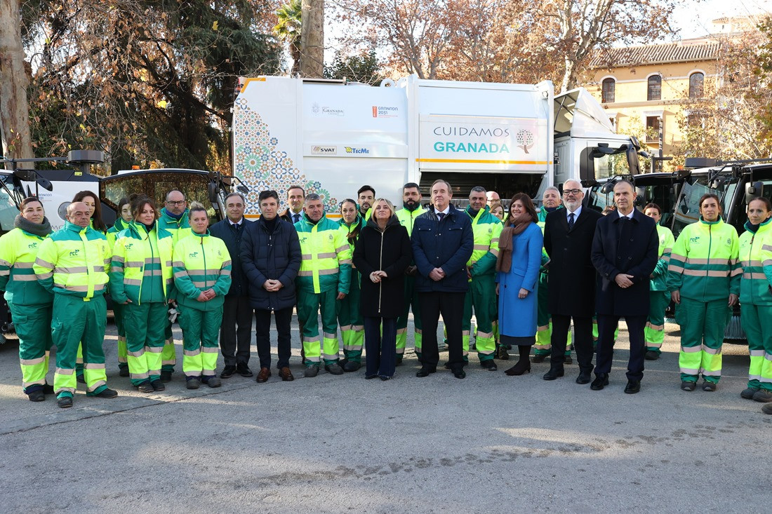 Presentación de la nueva maquinaria de limpieza (GPMEDIA)