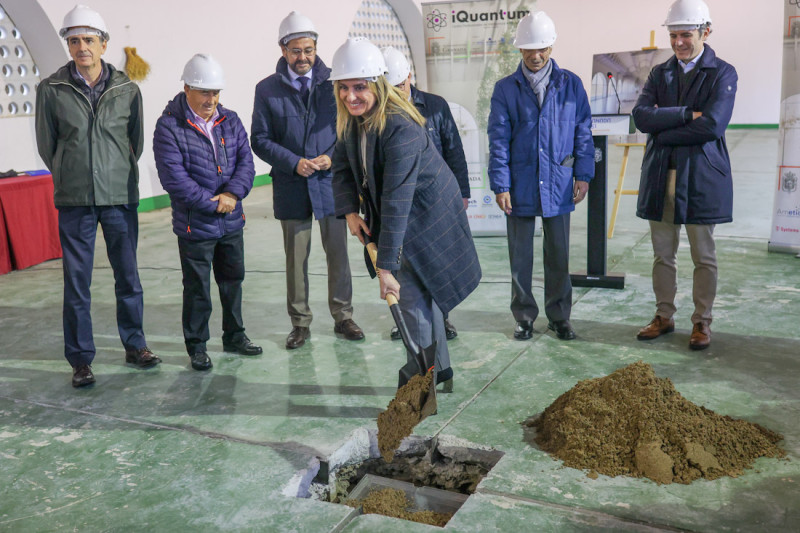 Colocación de la primera piedra del Centro IQuantum (GPMEDIA)