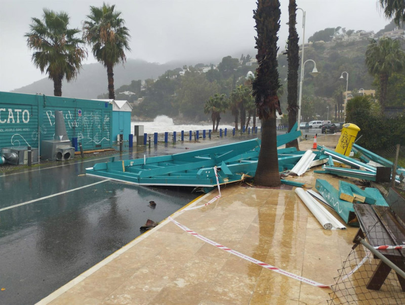 Temporal en la costa de Granada. Archivo (AYUNTAMIENTO DE ALMUÑÉCAR) Temporal en la costa de Granada. Archivo (AYUNTAMIENTO DE ALMUÑÉCAR)