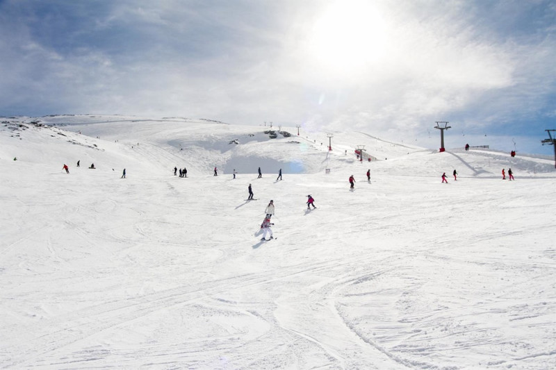Estación de esquí de Sierra Nevada (EUROPA PRESS/CETURSA) Estación de esquí de Sierra Nevada (EUROPA PRESS/CETURSA)