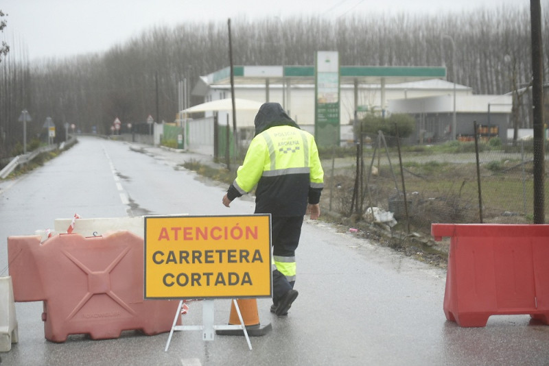 Carretera cortada (GPMEDIA)