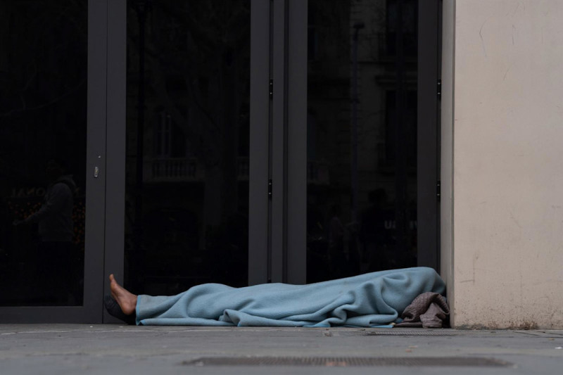 Una persona sin hogar. Archivo.