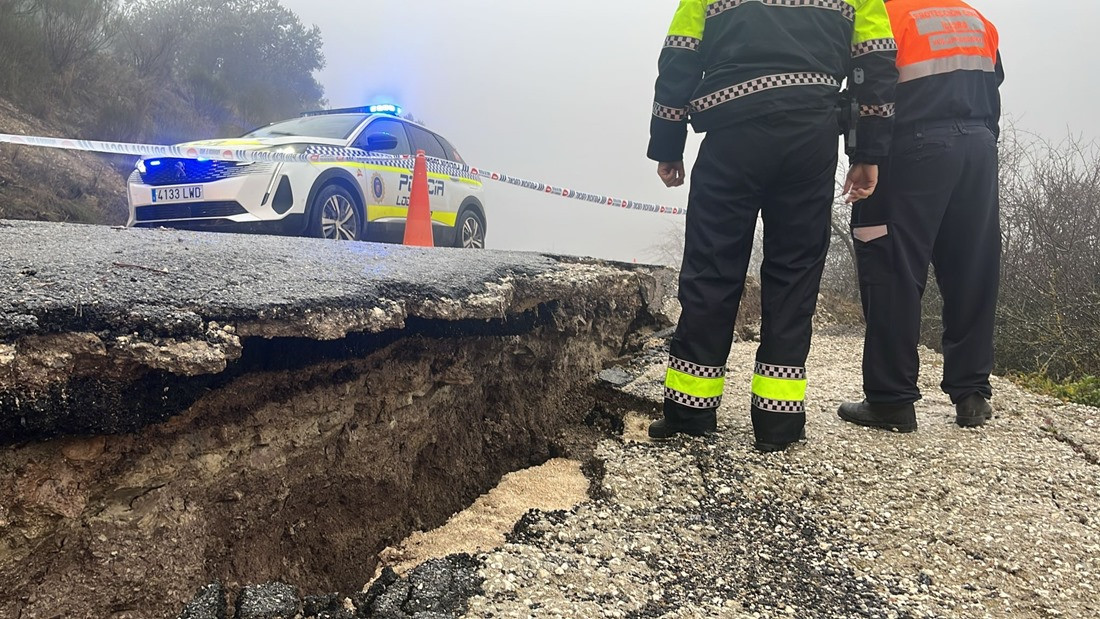 Zanja en Íllora por los efectos de la borrasca (AYTO. ÍLLORA)